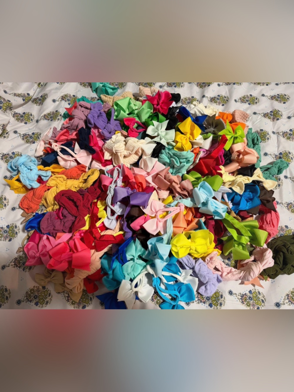 Huge lot of bows for twins!